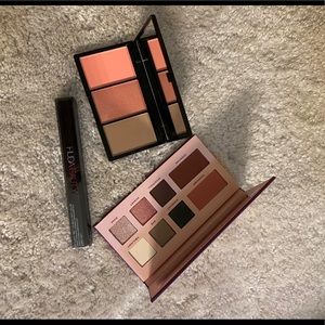 Makeup bundle